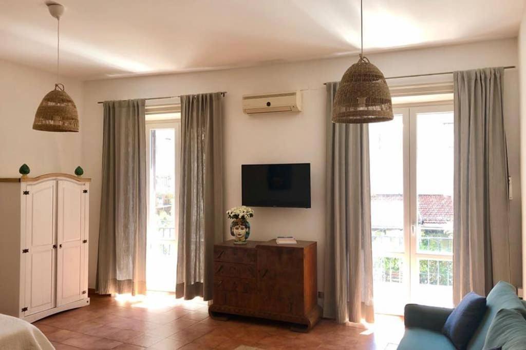 Apartment Piazza Marina Open Space *